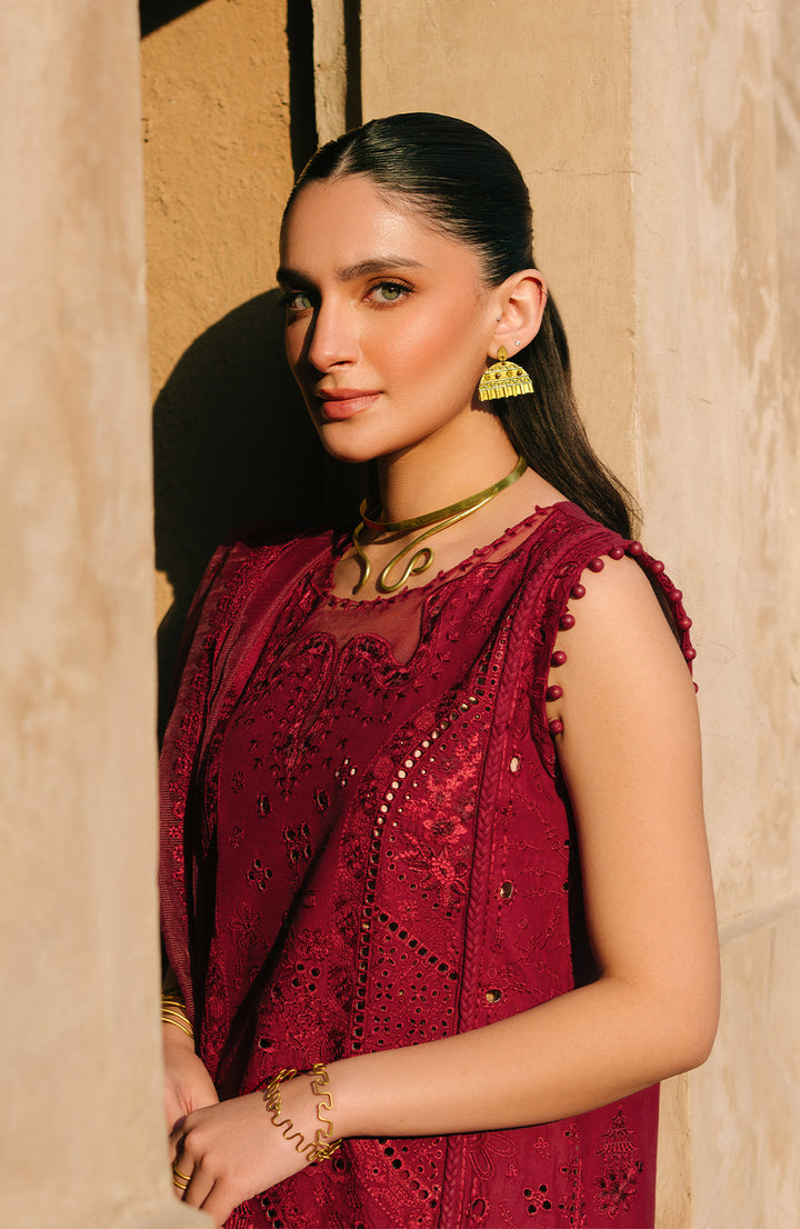 Amira