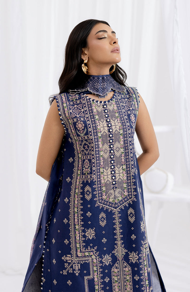 Azura | 3Pc Lawn Embroidered Suit