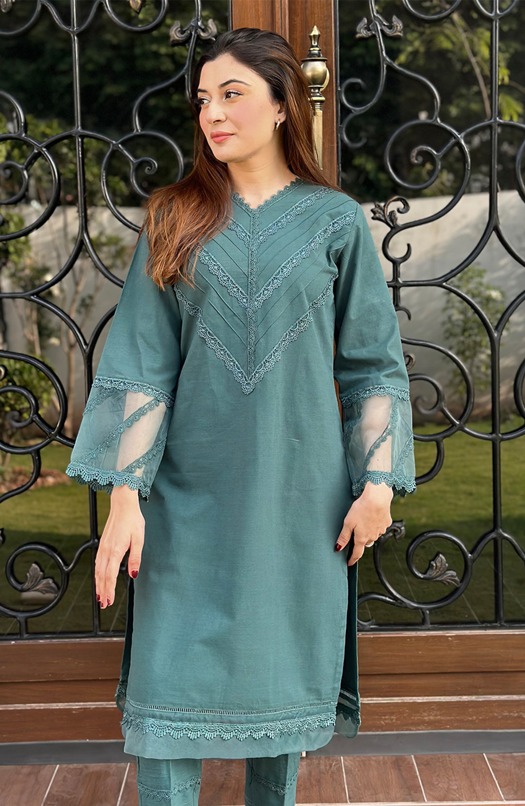 Hollyhock | Co-ords Stitched 2PC Khaddar Solid
