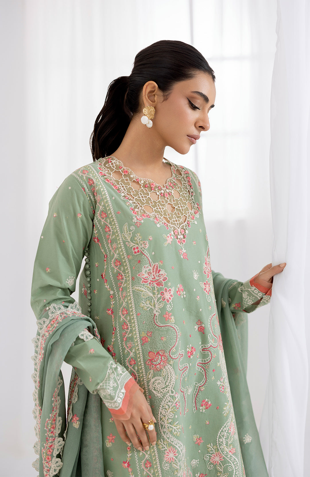 Silva | 3Pc Lawn Embroidered Suit