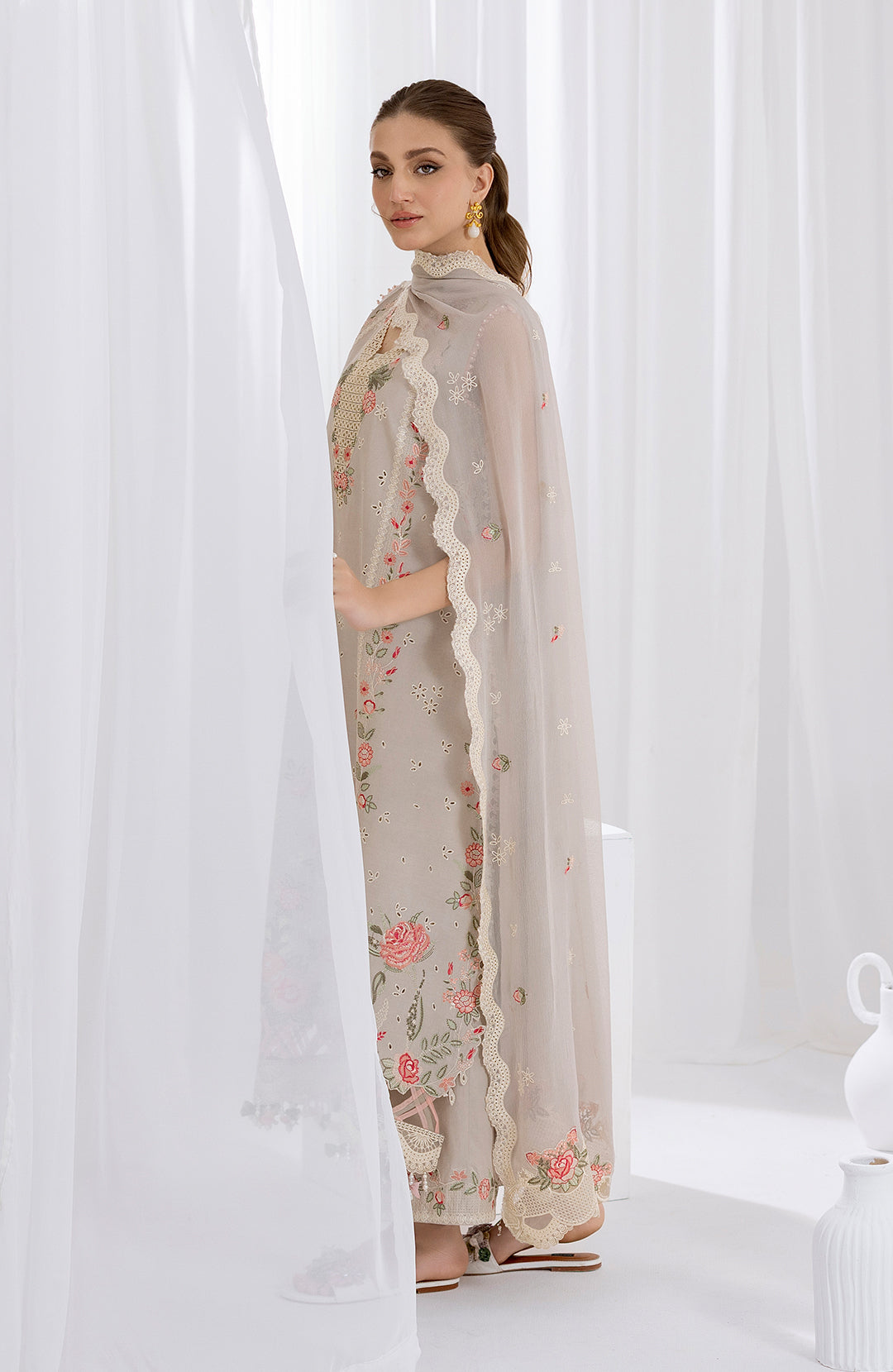 Bianca | 3Pc Lawn Embroidered Suit