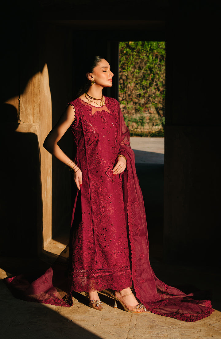 Amira
