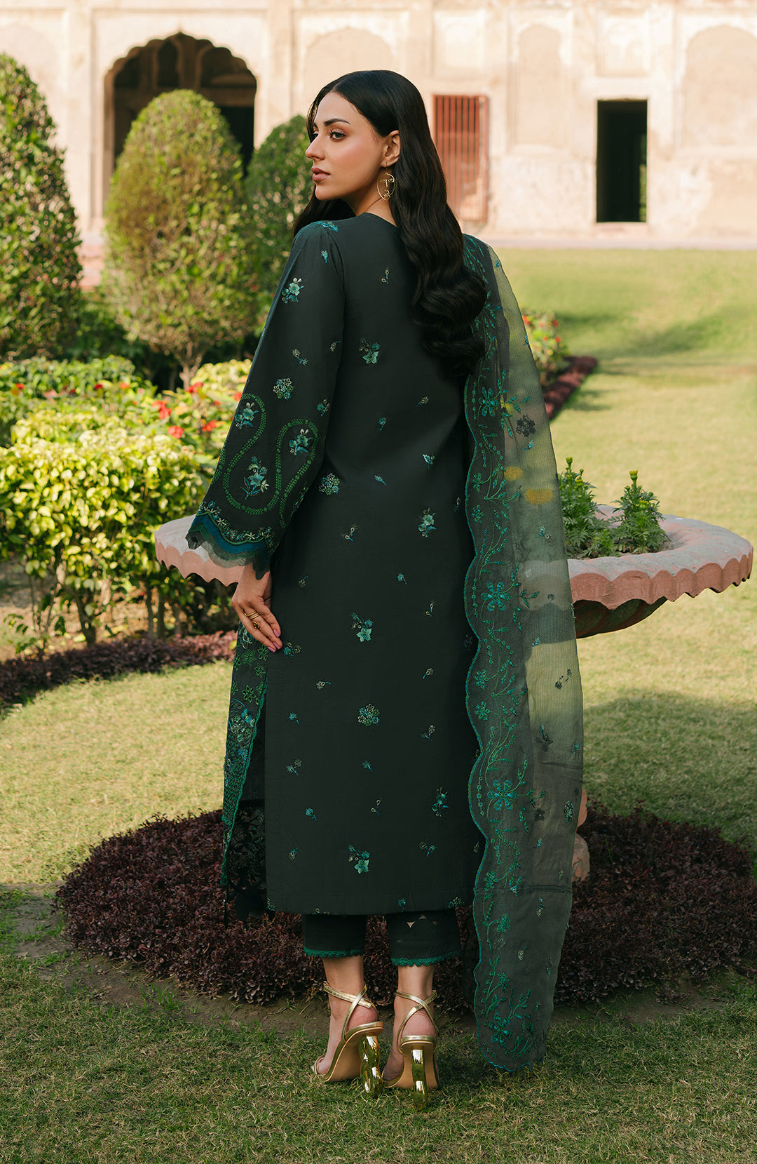 Mirana | 3Pc Lawn Embroidered Suit